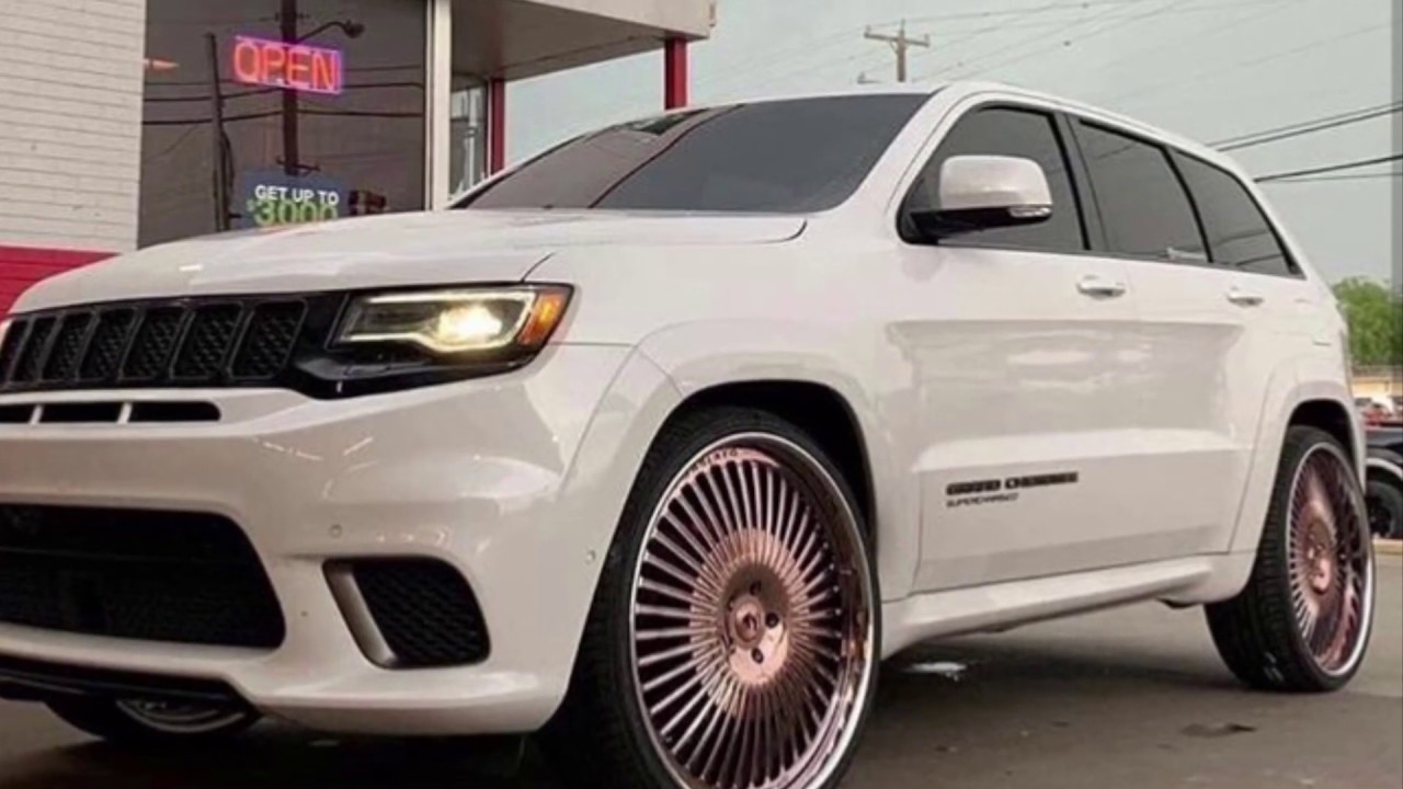 Cleann Trackhawk on 26in rose gold forgiatos - YouTube