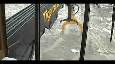 Tigercat 234 loader