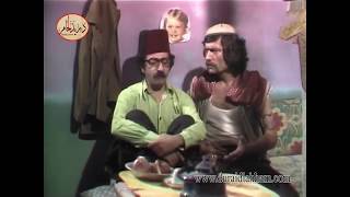 وين الغلط   غوار خايف من الديون يللي عليه و متخبي بالبيت    دريد لحام و ناجي جبر سمعها