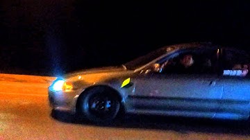 Tsuru GSR + Nitro vs Civic B18 DOHC V-Tec