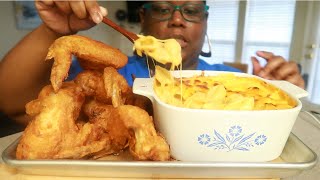 BATTERED FRIED CHICKEN WINGS AND MAC AND CHEESE