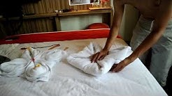 CARA MELIPAT HANDUK BUNGA SEPERTI DI HOTEL | How to fold towel flower (Tutorial wow) - Durasi: 2.43. 