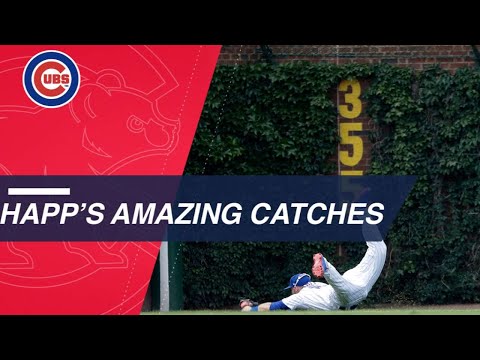 Ian Happ makes a trio of incredible catches, the final grab ends the game