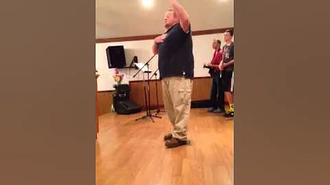 Stephen Jewell singing I am redeemed