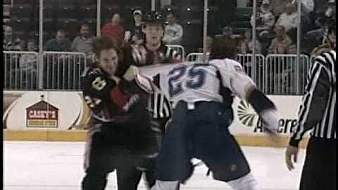 Tyson Strachan fights Michael Blunden