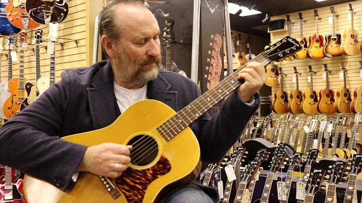 Colin Hay playing a 1939 Gibson J-35 here at Norma...