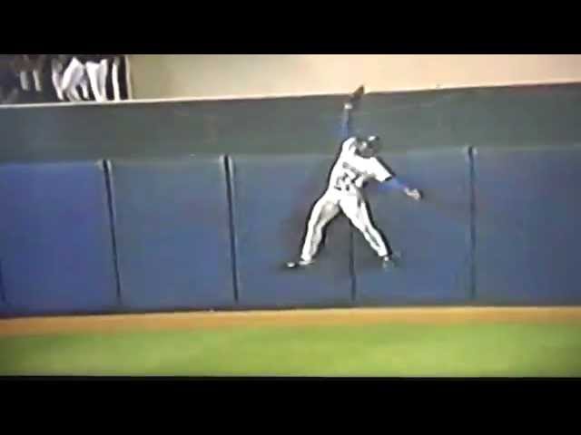 Ken Griffey, Jr. The Junior Flip! Unreal Catches 