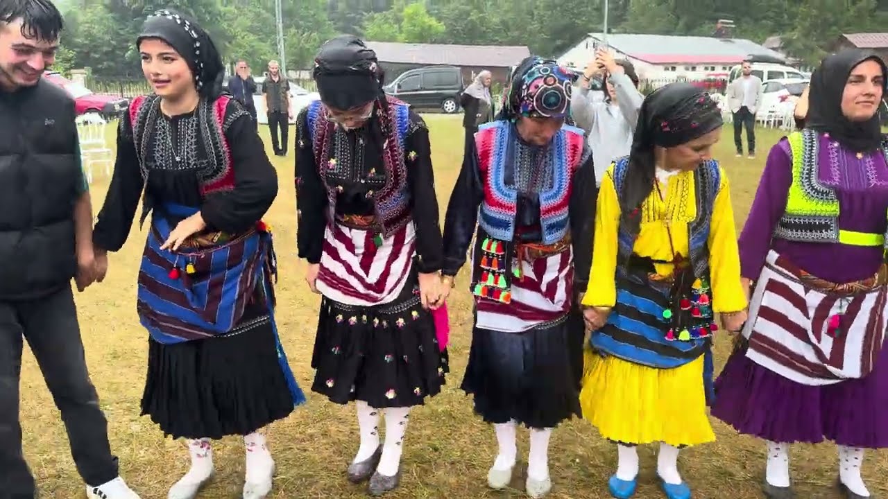 🔥 Batuhan Turan Çaldı, Horon Coştu! | Tonya Çayıriçi Köyü Kır Düğününde Muhteşem Eğlence