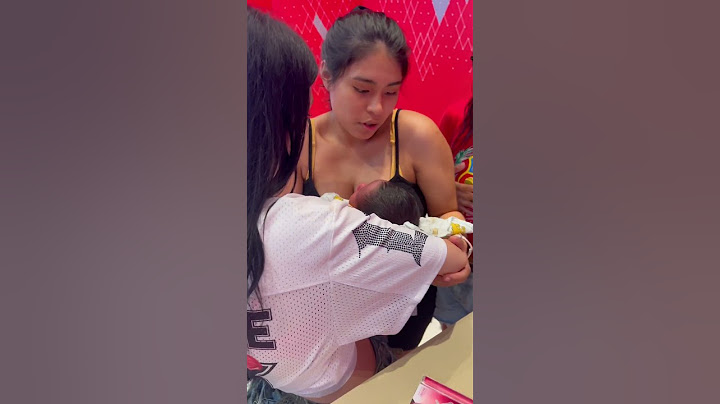 ANNA PEPE PRENDE IN BRACCIO UN BAMBINO APPENA NATO E SI EMOZIONA 🥹❤️