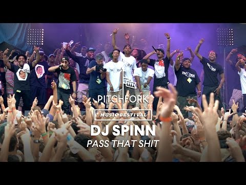 DJ Spinn performs "Pass That Shit - Walk It Out" - Pitchfork Music Festival 2014