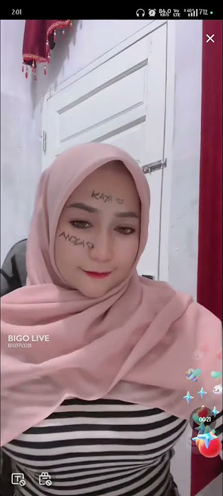 Come and see 🥇Queen By⚜'s LIVE in #BIGOLIVE: Hii.. https://slink.bigovideo.tv/9DMJMY