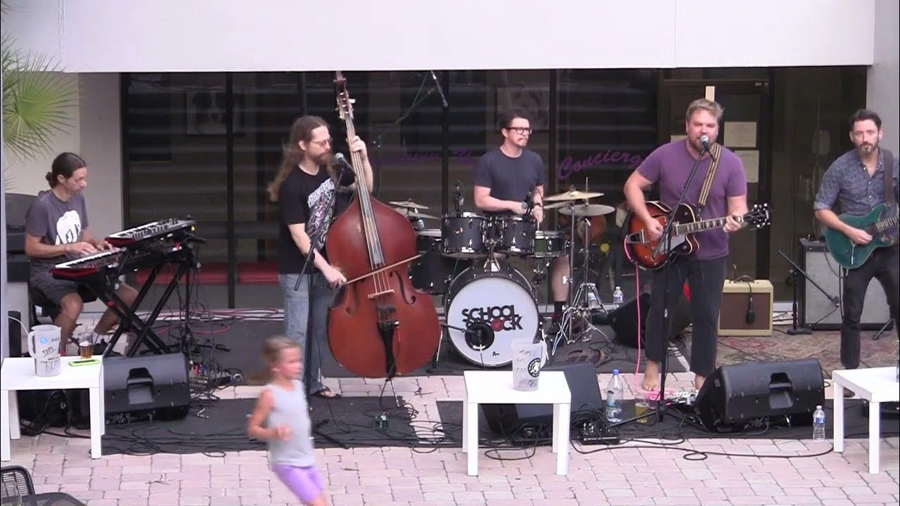 BETWEEN BLUFFS "LIVE" THE ALE & WITCH 4823 YouTube