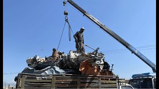 Bagram's giant junkyard (Advanced level English C1)