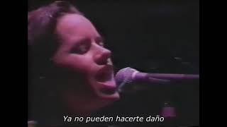 Música para Camaleones Vol.2.97. Because The Night. 10,000 Maniacs (Letra en Español)