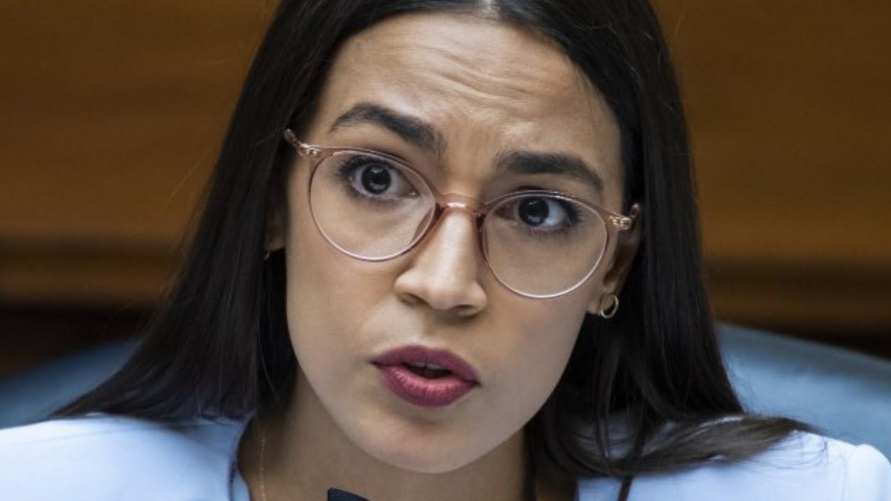 Here's Why AOC's Chris Wallace Tweet Is Causing Such A Stir