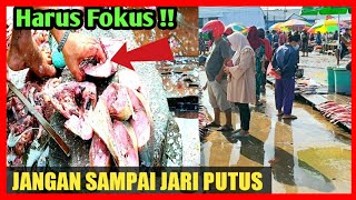 Memotong Ikan Kuwe dan Ikan Merah Langsung di Pasar Ikan, Fish Cutting Skills