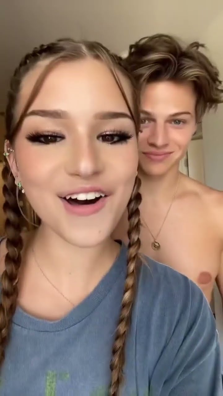 Wait for it… #relatable #funny #comedy #love #couple #short #shorts