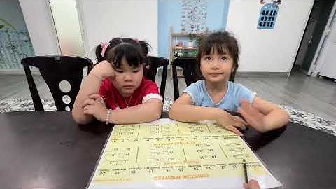 Phan Thiet English Communication: Cherry and Sophie practice talking about Counting Forward
