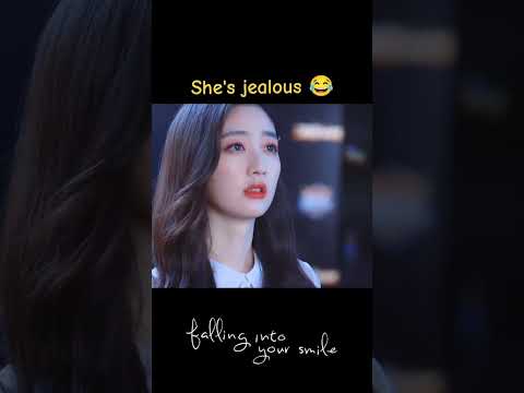 Oh girl 😌 | 【你微笑时很美 Falling Into Your Smile】| 许凯/程潇/翟潇闻/姚弛/周翊然/王若珊 | 爱情片 | 优酷 YOUKU #shorts