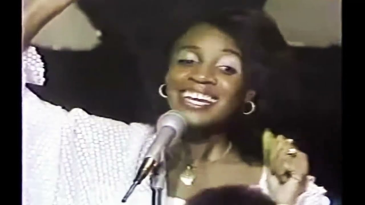 ⁣ANITA WARD