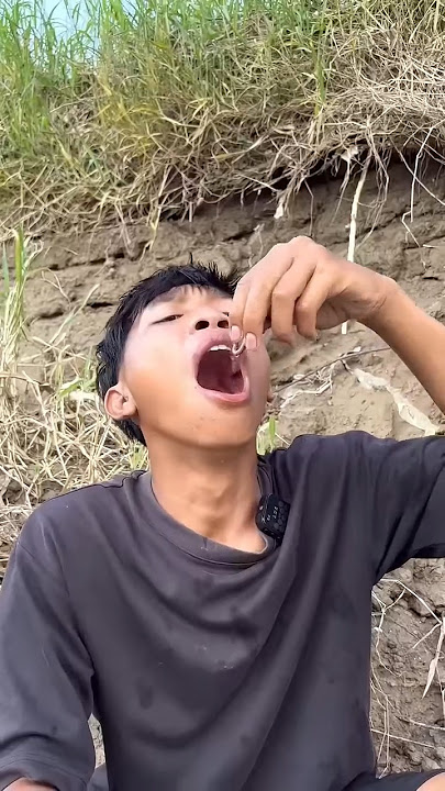 Survival skill: water purification in the wild💦🍃👈 #camping #survival #outdoors#bushcraft#shots