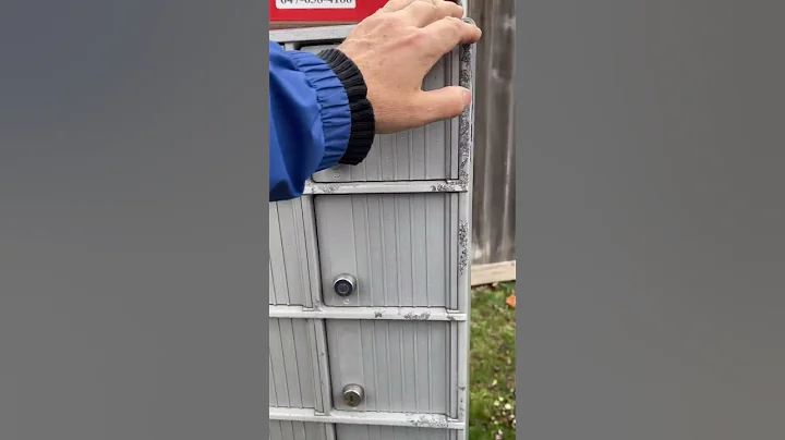 Mail time. #postoffice #mailbag #mail