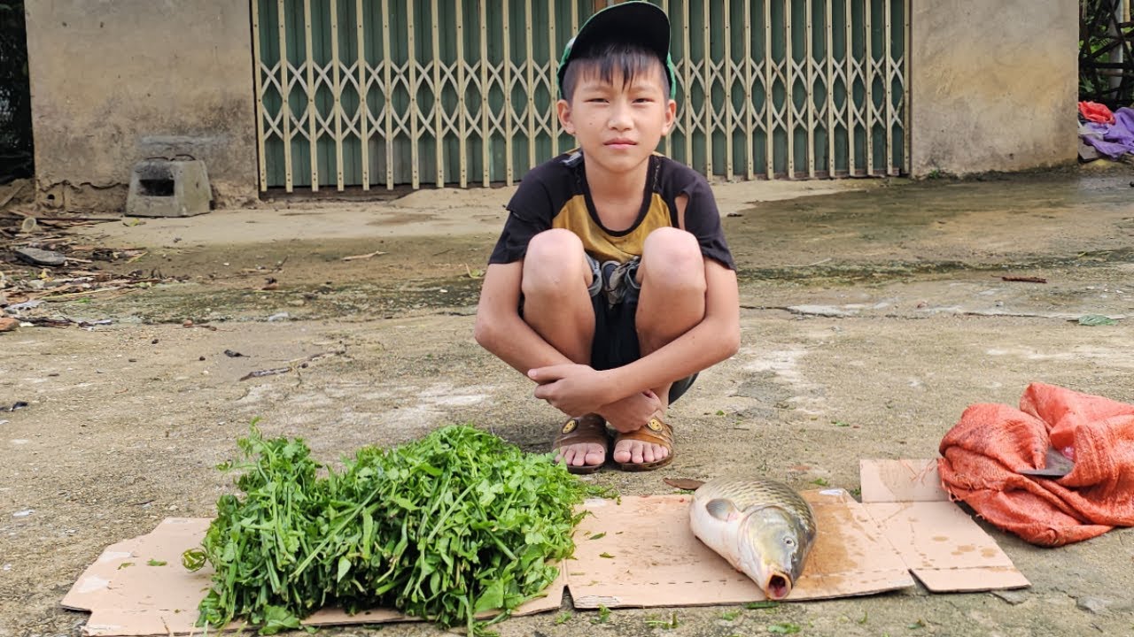The orphan boy Nu was lucky to catch a big fish to sell, Nu visited his mother's grave.