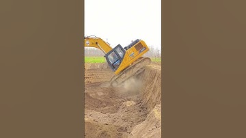 Steep slope technology on excavator
