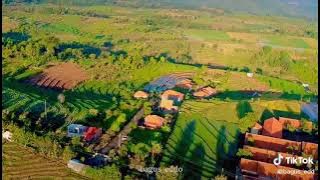 Story WA pemandangan indah di pedesaan