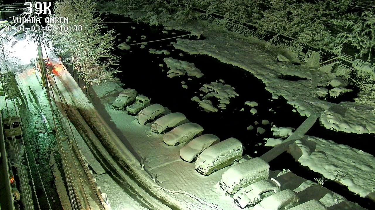 【深夜非除雪時間帯・立ち往生事例2】お出かけの際は、最新の気象予報・道路交通情報をご確認頂きますようお願いします