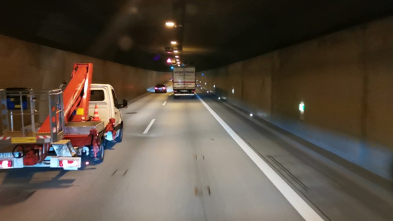Elbtunnel...