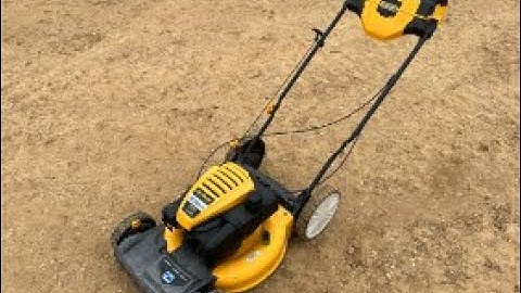 #60 - 2017 Cub Cadet SC300HW Self-Propelled Push Mower