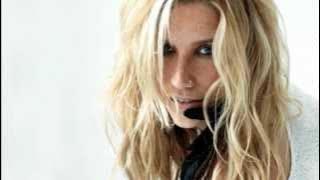 Kesha - Kiss N Tell (Demo)