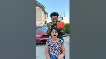 Thumbnail of MY LIL SISTER BEAT AT THE SINGING CHALLENGE 😰🤯 #shorts