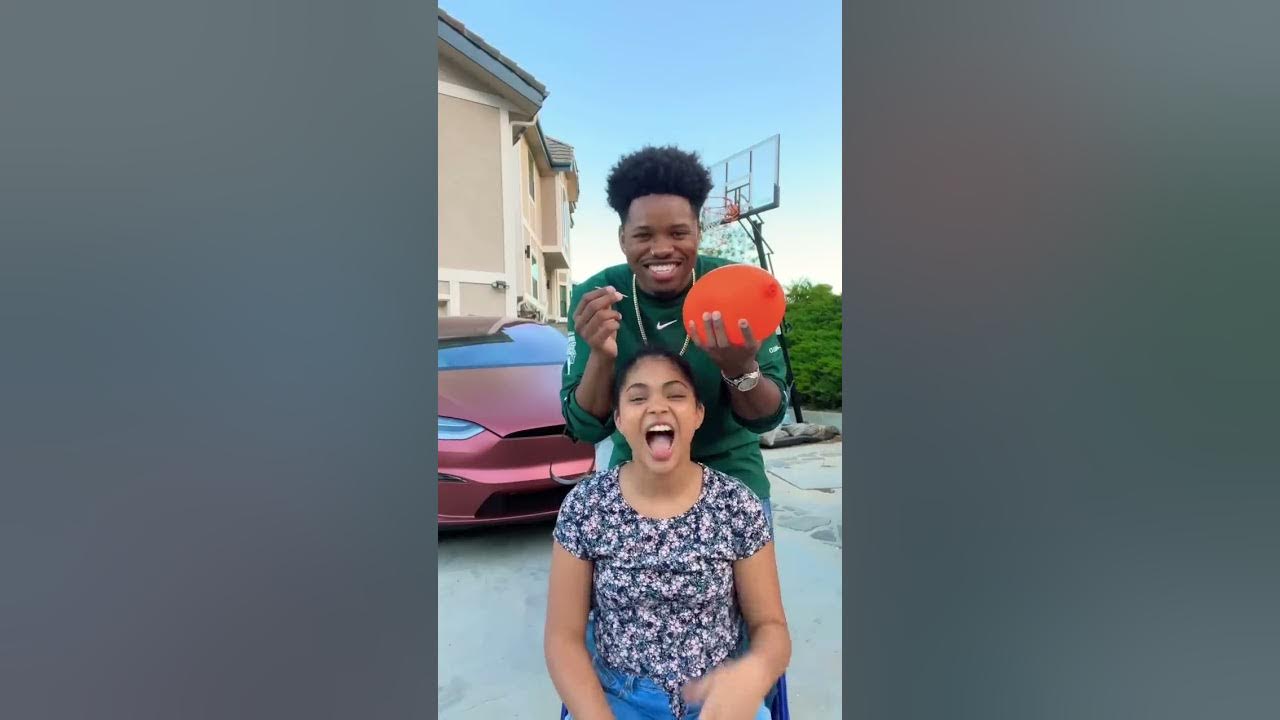 MY LIL SISTER BEAT AT THE SINGING CHALLENGE 😰🤯 #shorts