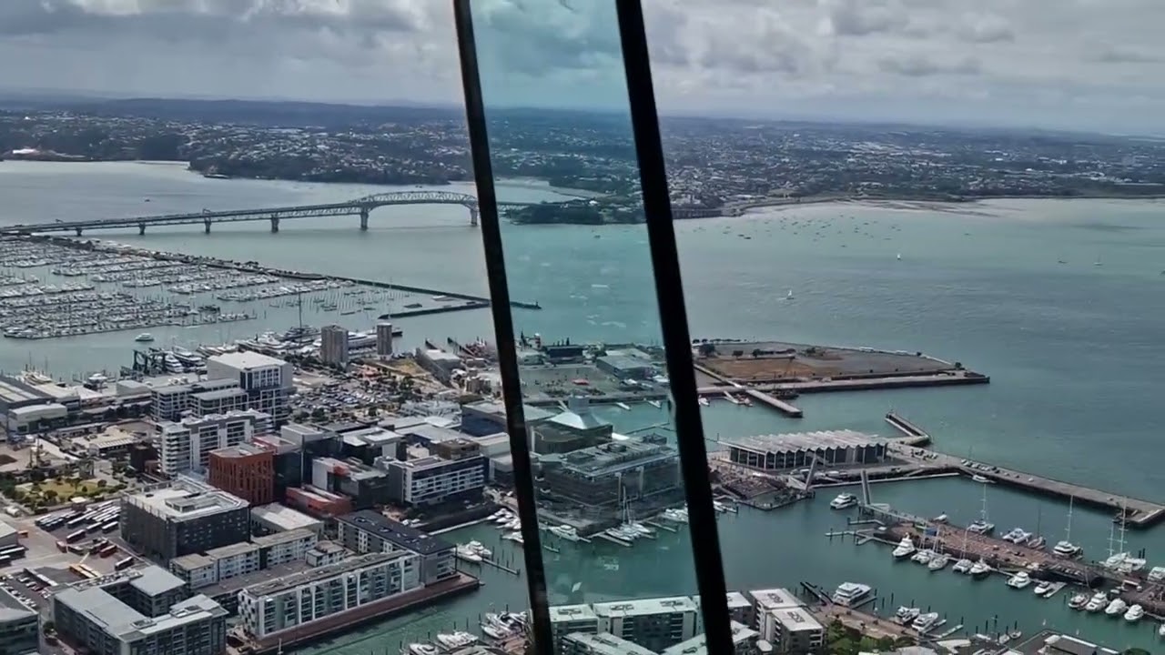 Auckland dall’Alto: La Vista Vertiginosa dalla Sky Tower a 328 M. ! |World Tour 2024 Costa Deliziosa