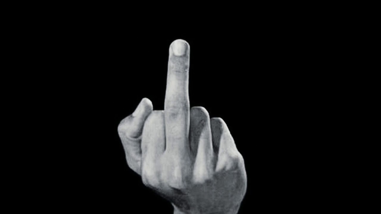 Средний палец. Женские пальцы. Покажи фото среднего пальца. Средний палец вверх. Средние пальцы.