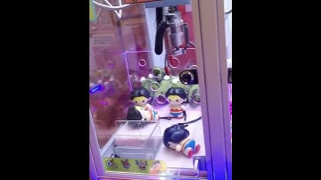 Trying to Get Wonder Woman Pop Toy in the Mini Claw Machine #shorts #miniclawmachine