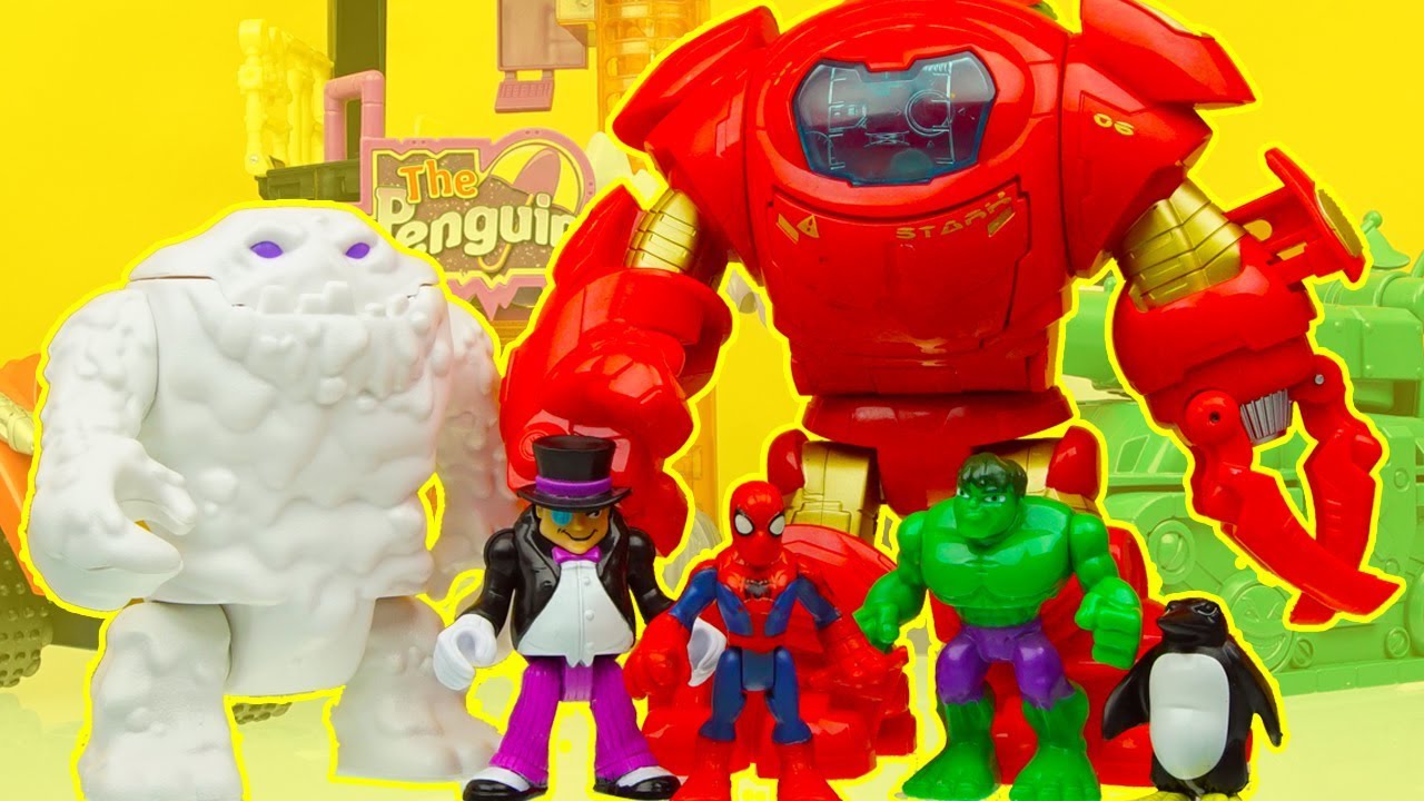 SPIDERMAN & IRON MAN rescue HULK from SNOWMAN & PENGUIN superhero toys