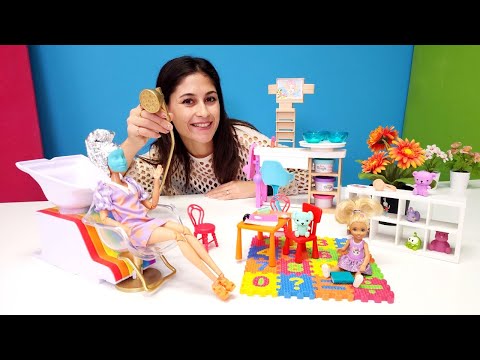 Barbie oyuncakları. Ayşe SPA salonuna çocuklar için oyun köşesi yapıyor. Barbie oyunları