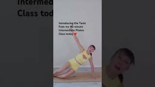 How to do The Pilates Twist from my 40 Minute Pilates Livestream today #pilatesinstructor