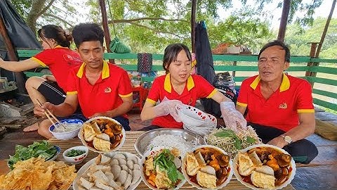 Lần Đầu Chị Em Mình Nấu BÚN BÒ HUẾ CHAY Cả Nhà Ai Cũng Khen Ngon #ỐcNhỏMiềnTây