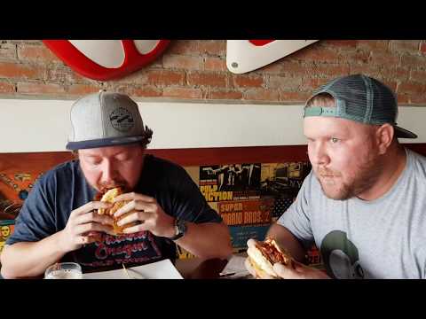 EETDIT - Hottest burgers in South Africa @ Burger Bistro Clubview