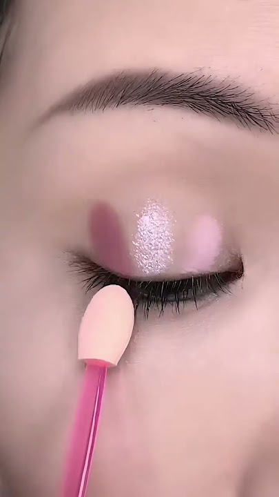 #eyeshadowtutorial #eyeshadow #makeuptutorial #makeuptips #makeup #foryou #trending #eyeliner#shorts