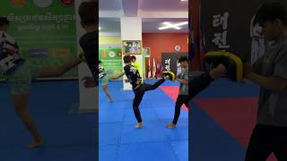 BACK KICK / TRAINING SPARRING / TAEKWON-DO ITF shorts