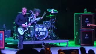 Alkaline Trio - Fatally Yours (live)