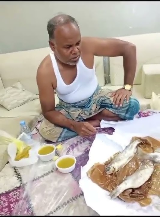 ‏مصري عزم بنقالي على اكلة فسيخ ‏وهذه كانت ردة فعله