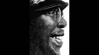 Curtis Mayfield -  Everybody needs a friend chords