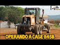 Operando a patrola Case. /Motoniveladora 845B /Grader niveleuse motoconformadora