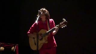 #tanita Tikaram live *Cathedral Song*